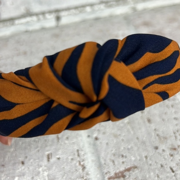 Zebra Knot Headband - Navy & Burnt Orange - PRICE FIRM - Picture 4 of 4